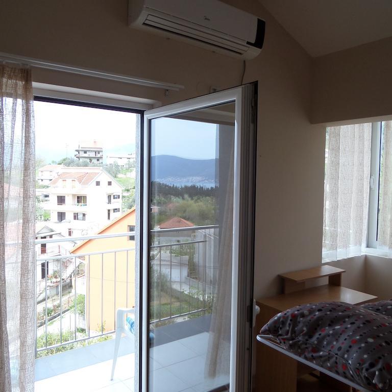 Agape Apartments Tivat Exterior foto